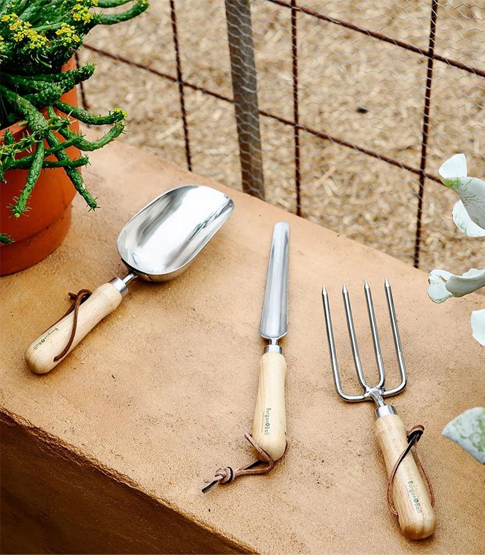 w plant care gardener's tools 1 0